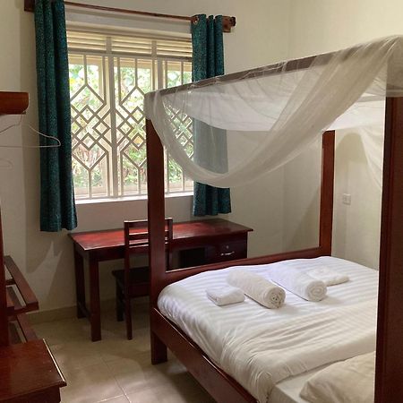 Bwindi Guest House Kanungu Εξωτερικό φωτογραφία